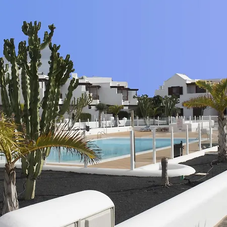 Terrace Close To Beaches Плайя-Бланка